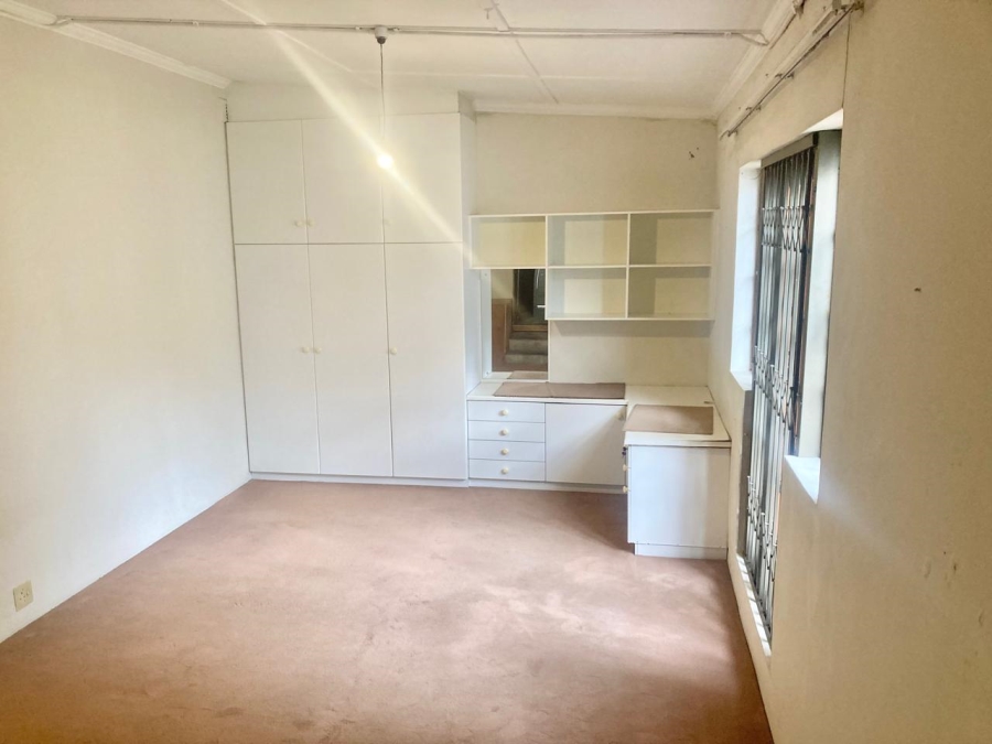 To Let 5 Bedroom Property for Rent in Rondebosch Western Cape